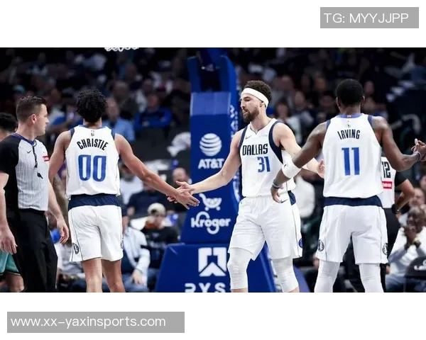 独行侠半场大胜尼克斯28分克里斯蒂三分雨轰18分罗宾逊双双12分12篮板表现出色